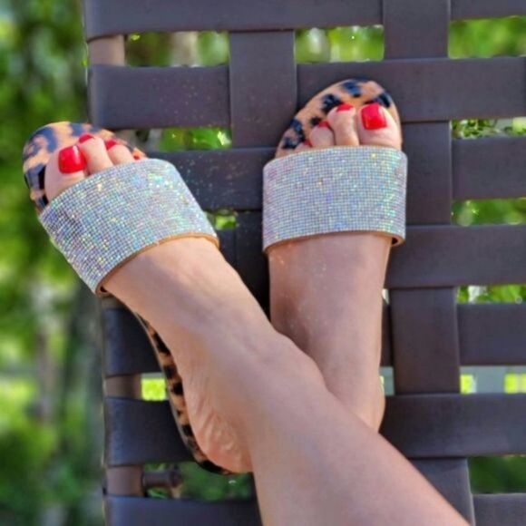 Women's Rhinestone Flats Sandals Leopard Color - Picture 3 of 4